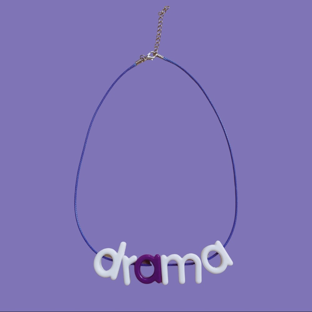 D̆̈R̆̈Ă̈M̆̈Ă̈ Jelly Bead Necklace
